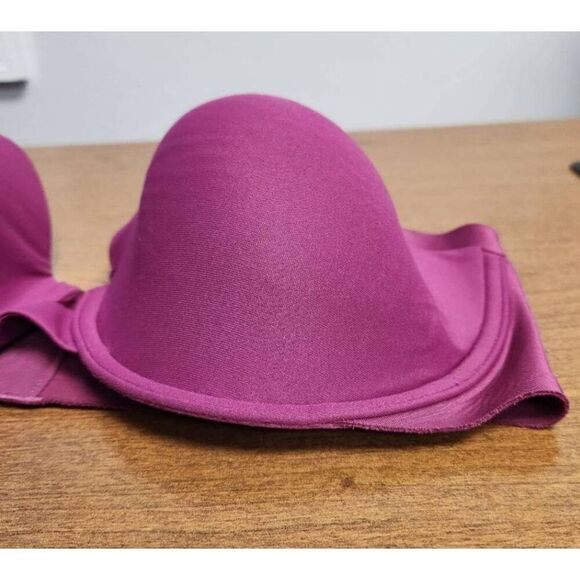 Olga & Adore Me SET OF 2 38D: 1-Olga red/pink underwire bra. 1-Adore Me Lightly - Picture 3 of 13